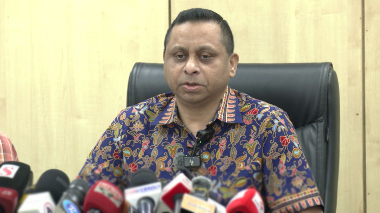 ডিবিপ্রধানের পদ থেকে রেজাউলকে সরিয়ে দেওয়া হলো